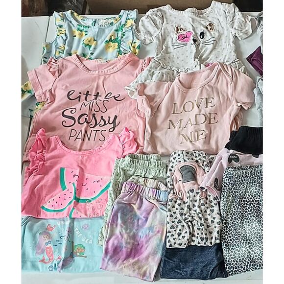 Girls 24mo/2T Clothing Lot - 22-Piece - Carter, Btween, Nike, Converse & More - Picture 2 of 4
